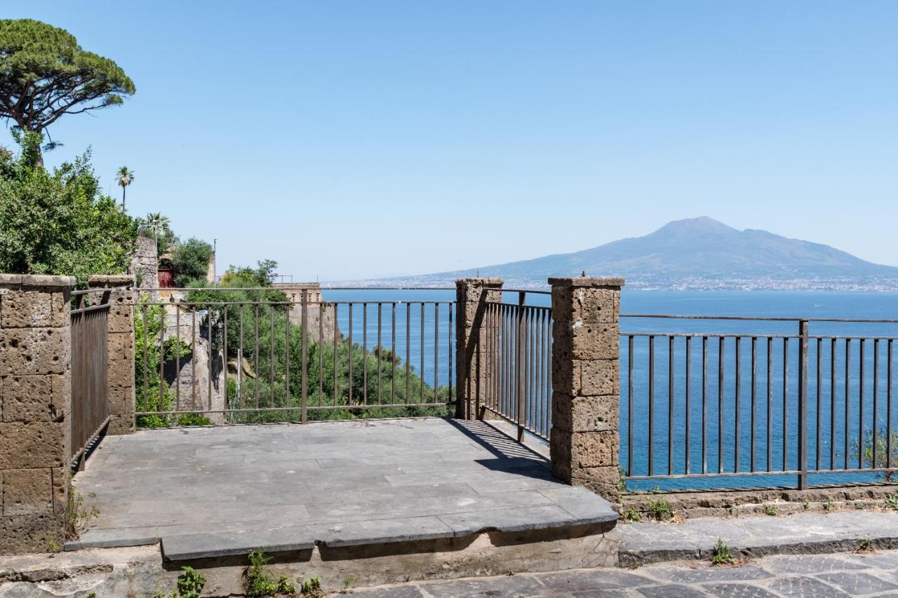 Casa Resilienza Vico Equense - 5 Min Dal Mare Lejlighed Eksteriør billede