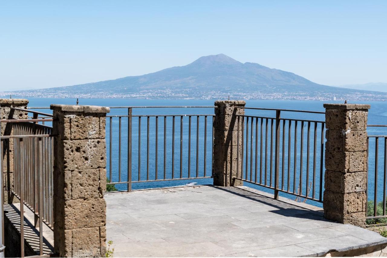 Casa Resilienza Vico Equense - 5 Min Dal Mare Lejlighed Eksteriør billede